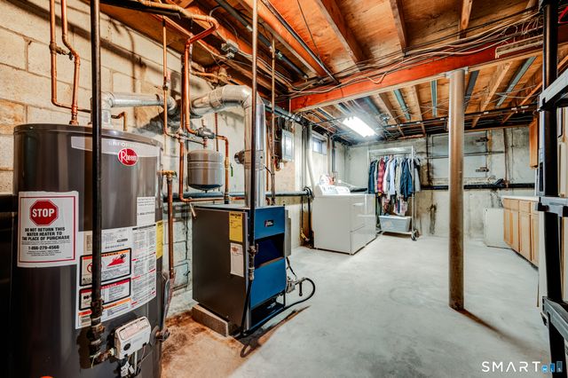 17 Hazel Street, Fairfield, CT 06825