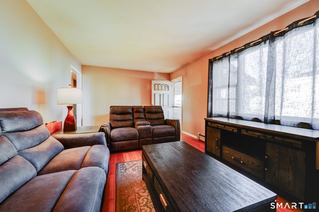 17 Hazel Street, Fairfield, CT 06825