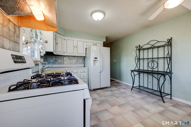 17 Hazel Street, Fairfield, CT 06825