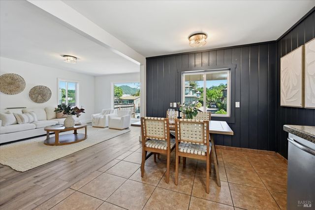 15 Ward St, Healdsburg, CA 95448