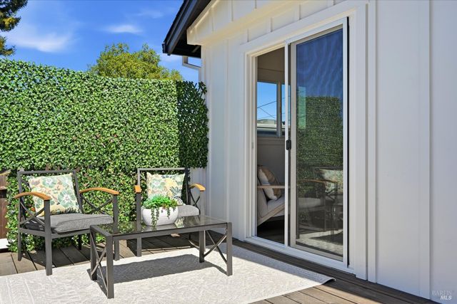 15 Ward St, Healdsburg, CA 95448