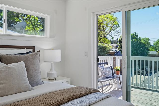 15 Ward St, Healdsburg, CA 95448