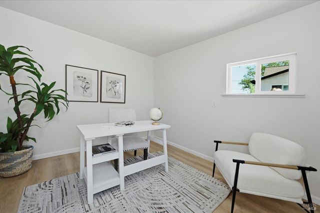 15 Ward St, Healdsburg, CA 95448