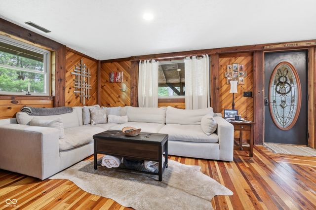 6063 Little Flock Road, Spencer, IN 47460