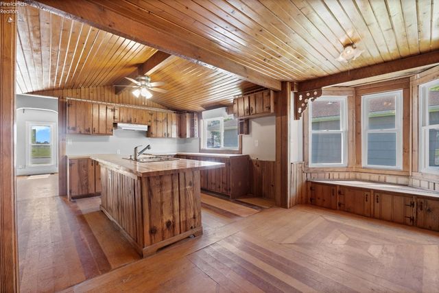 30 Seneca Street, Attica, OH 44807