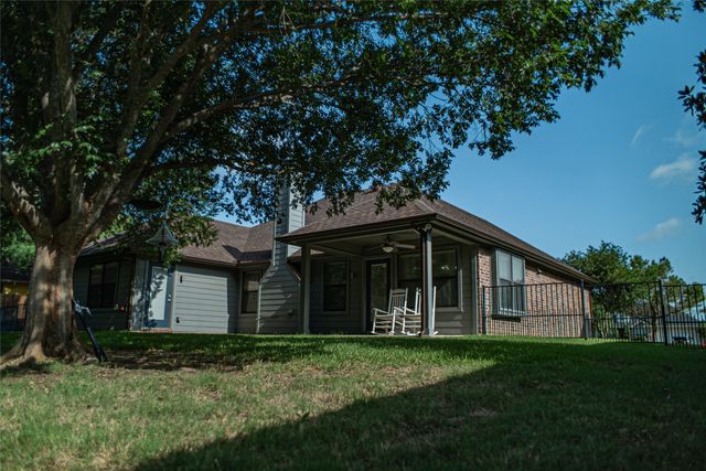 2521 Glenn Ranch Drive, Burleson, TX 76028