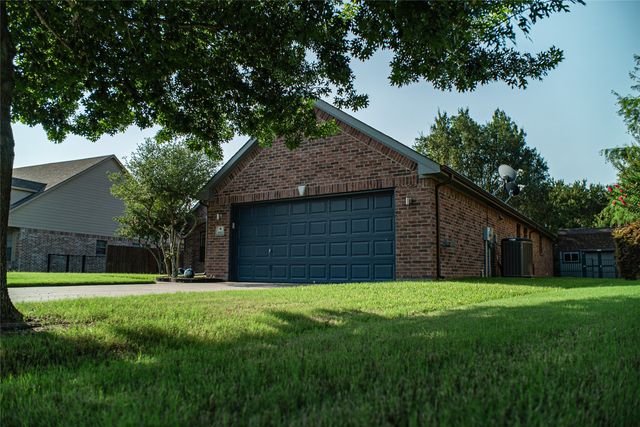 2521 Glenn Ranch Drive, Burleson, TX 76028