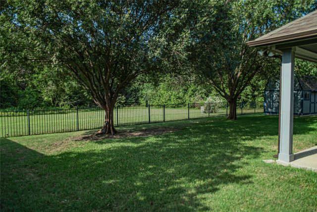2521 Glenn Ranch Drive, Burleson, TX 76028