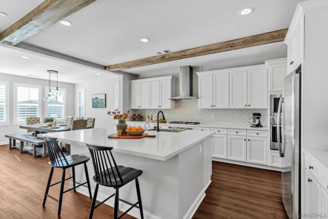 1128 Witherby Ln, Escondido, CA 92026