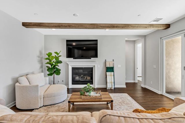 1128 Witherby Ln, Escondido, CA 92026