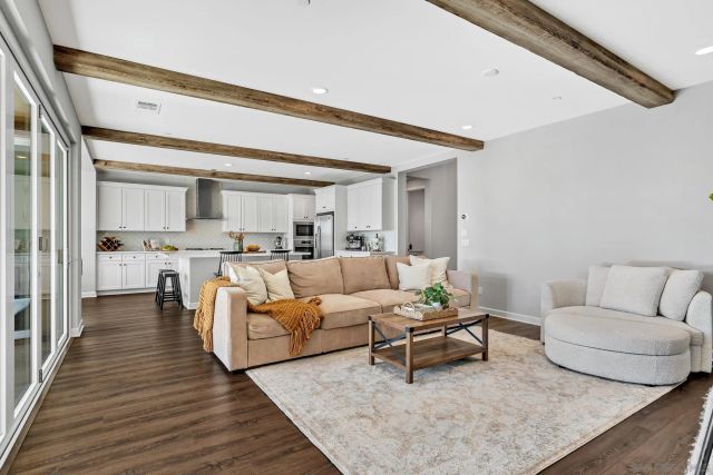 1128 Witherby Ln, Escondido, CA 92026