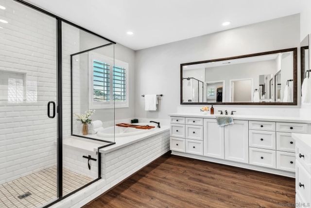 1128 Witherby Ln, Escondido, CA 92026