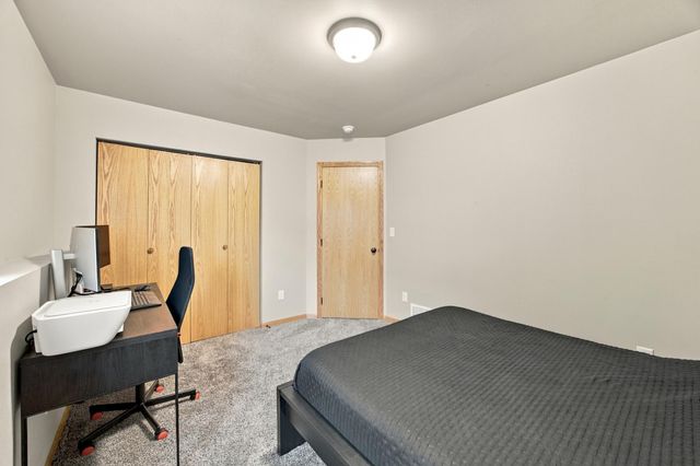 6762 Joseph Street, Horace, ND 58047