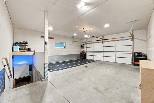 6762 Joseph Street, Horace, ND 58047