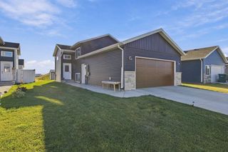 6762 Joseph Street, Horace, ND 58047