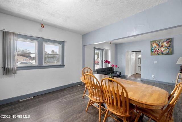 607 S Mccord Road, Holland, OH 43528