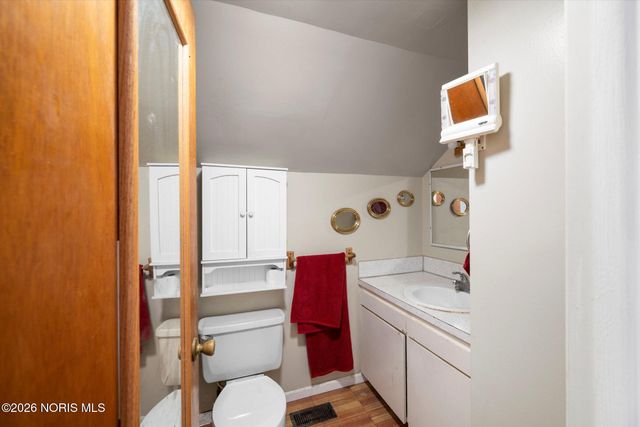 607 S Mccord Road, Holland, OH 43528