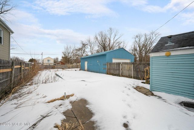 607 S Mccord Road, Holland, OH 43528