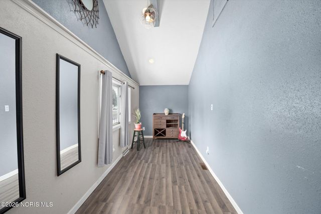 607 S Mccord Road, Holland, OH 43528