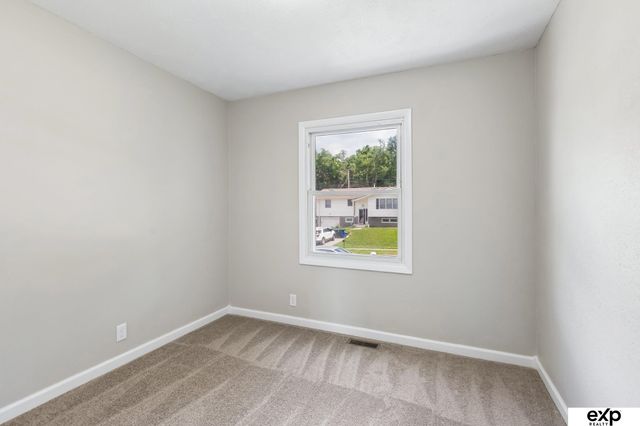 6323 Read Street, Omaha, NE 68152