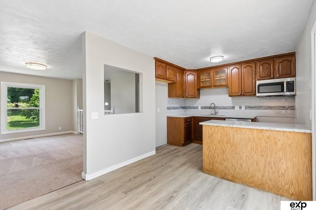 6323 Read Street, Omaha, NE 68152
