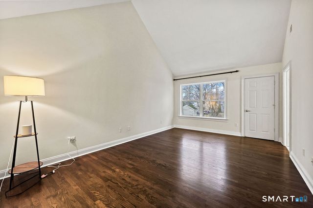 41 Park Place Circle 41, West Hartford, CT 06110