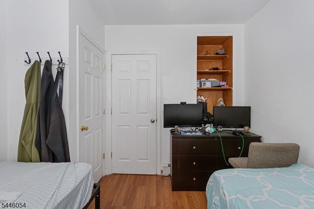 83 Westminster Pl, Garfield City, NJ 07026