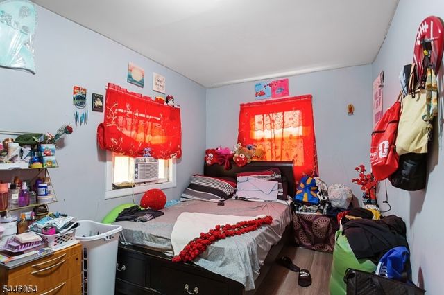83 Westminster Pl, Garfield City, NJ 07026
