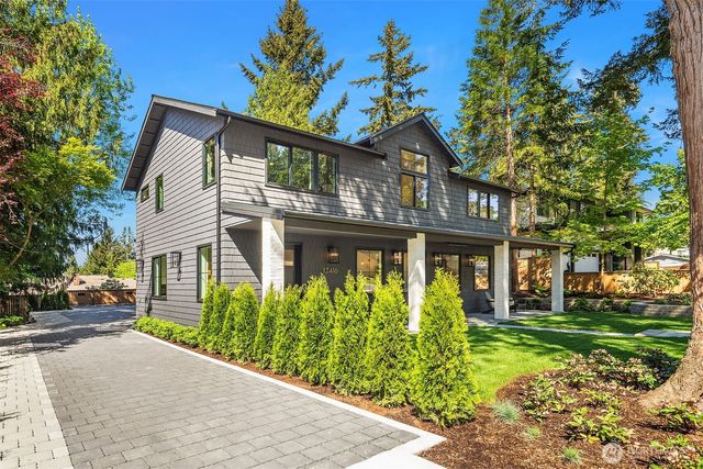 12416 NE 72nd Street, Kirkland, WA 98033