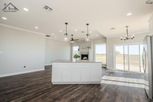 2567 FM 368, Iowa Park, TX 76367