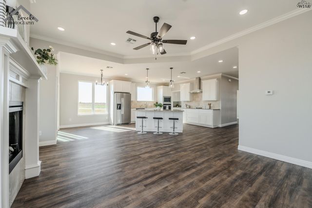 2567 FM 368, Iowa Park, TX 76367