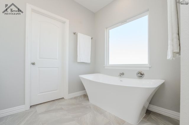 2567 FM 368, Iowa Park, TX 76367