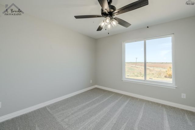 2567 FM 368, Iowa Park, TX 76367