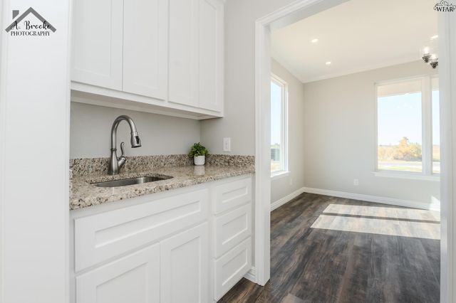 2567 FM 368, Iowa Park, TX 76367