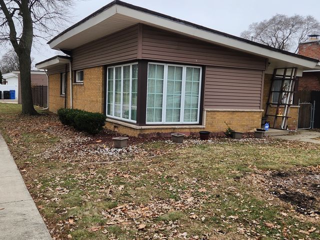 3029 W 83rd Place, Chicago, IL 60652