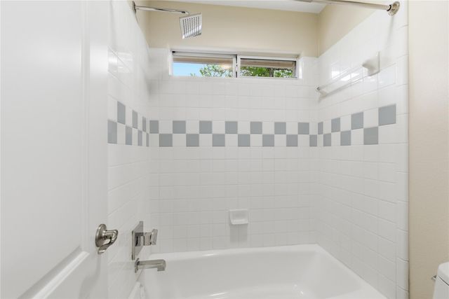 6513 Way LN, Austin, TX 78739