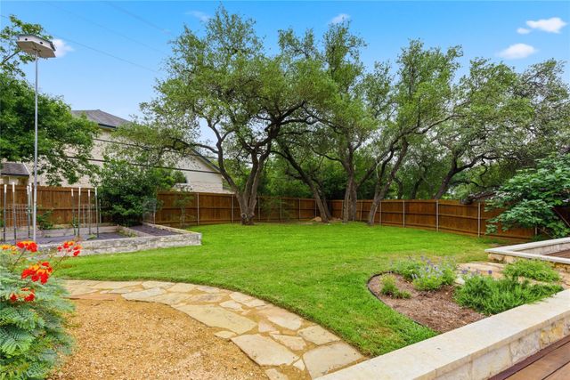 6513 Way LN, Austin, TX 78739