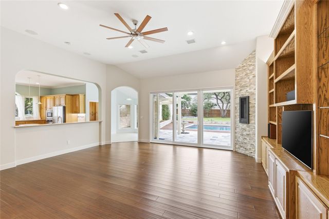 6513 Way LN, Austin, TX 78739