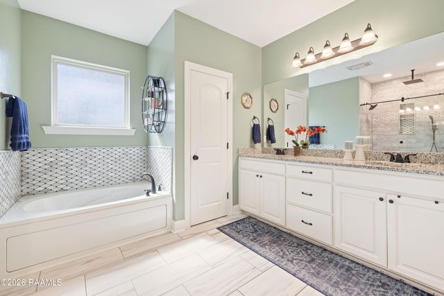 122 Bluegrass Creek Road, Youngsville, LA 70592