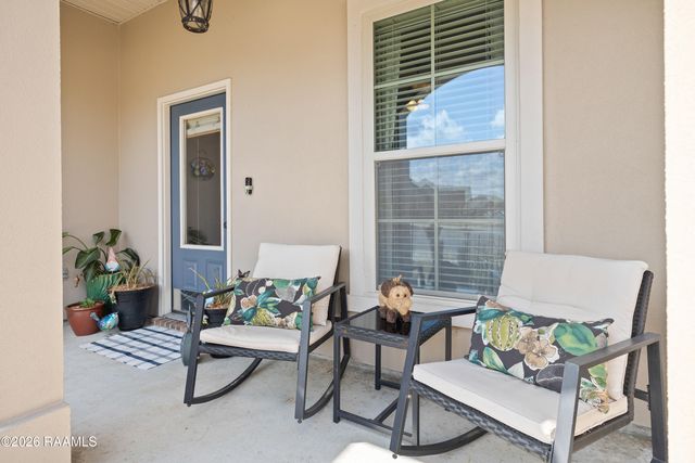 122 Bluegrass Creek Road, Youngsville, LA 70592