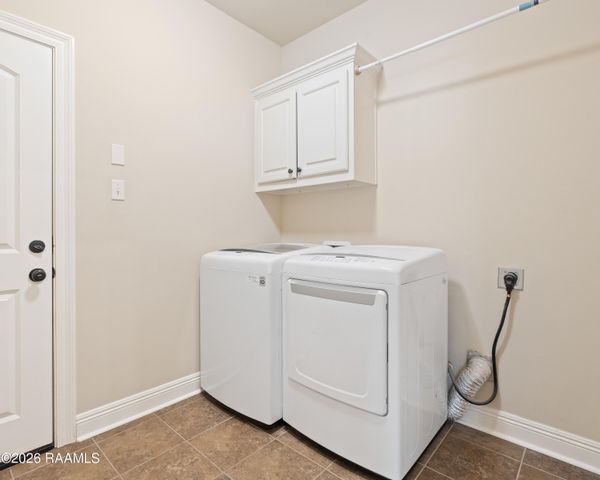 122 Bluegrass Creek Road, Youngsville, LA 70592