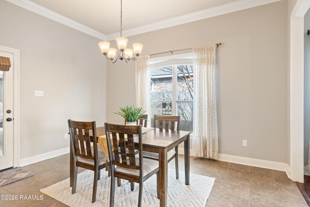 122 Bluegrass Creek Road, Youngsville, LA 70592