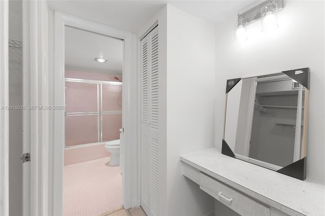 345 Ocean Dr 424, Miami Beach, FL 33139