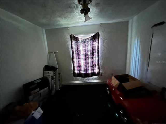 1418 SE 4TH AVENUE, Gainesville, FL 32641