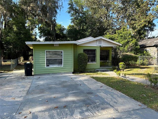 1418 SE 4TH AVENUE, Gainesville, FL 32641