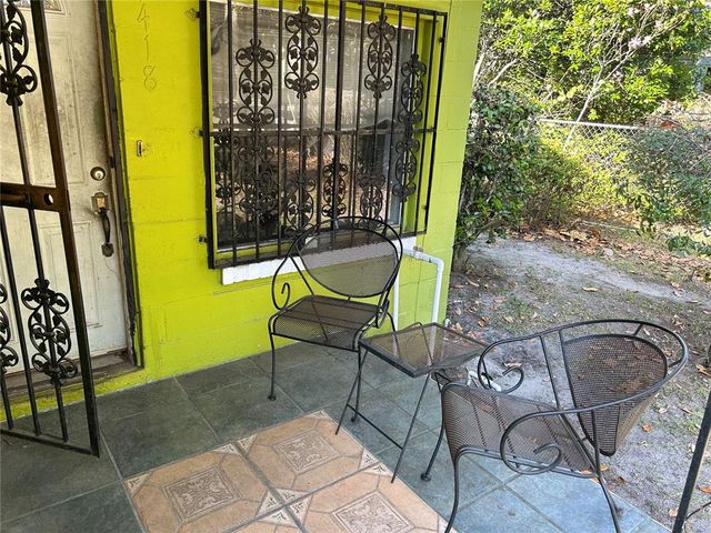 1418 SE 4TH AVENUE, Gainesville, FL 32641