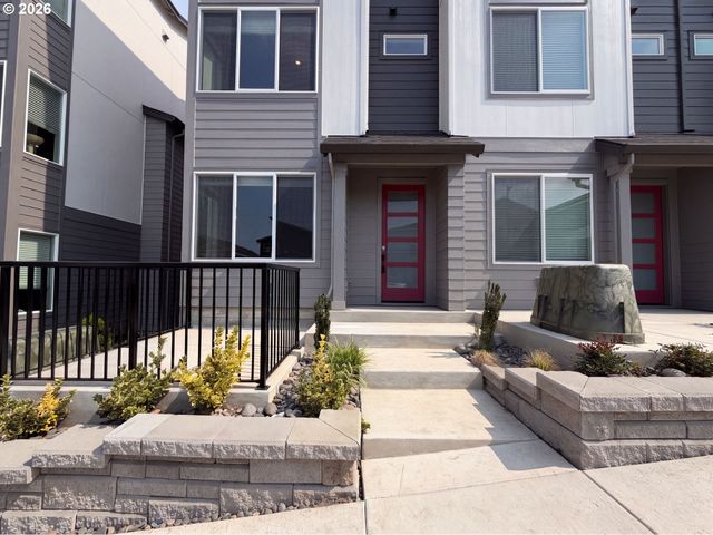 18630 Sw SOLITUDE St, Beaverton, OR 97007