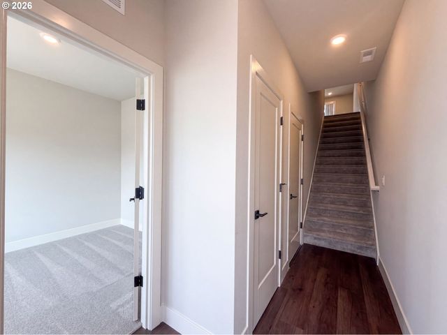18630 Sw SOLITUDE St, Beaverton, OR 97007