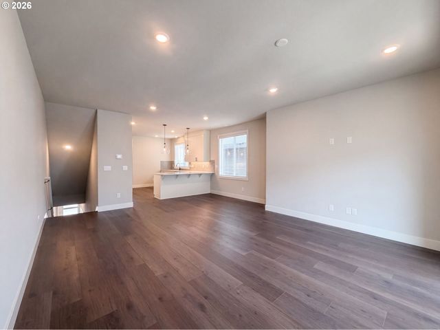 18630 Sw SOLITUDE St, Beaverton, OR 97007