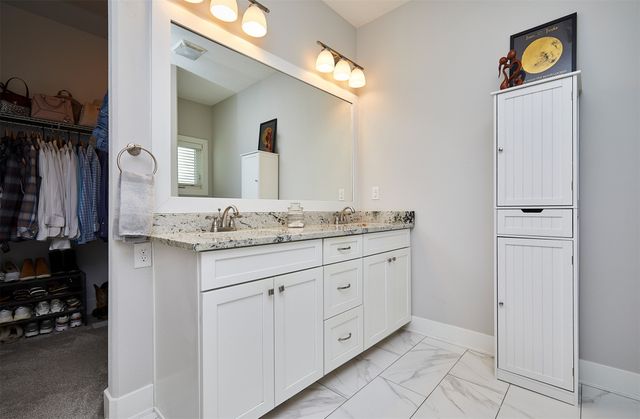 2922 NW Abilene Road, Ankeny, IA 50023